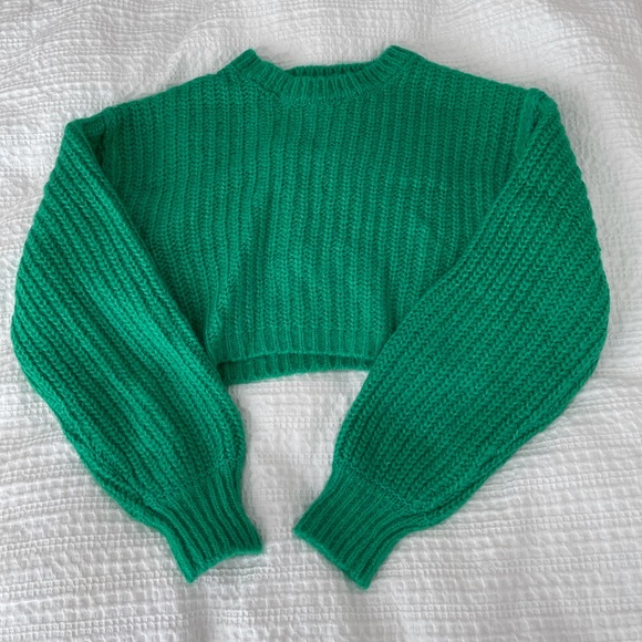 Sweater - Picture 1 of 3